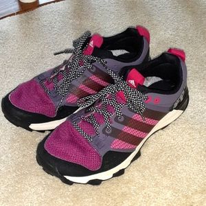 Adidas Kanadia Traxion shoes